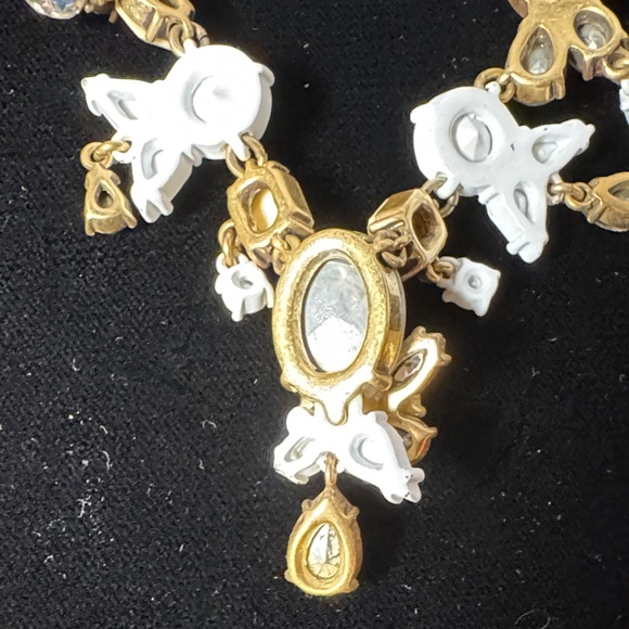 J. Crew NWT Gold Tone White Jeweled Brulee Teardrop Statement Necklace Evening - Picture 11 of 14
